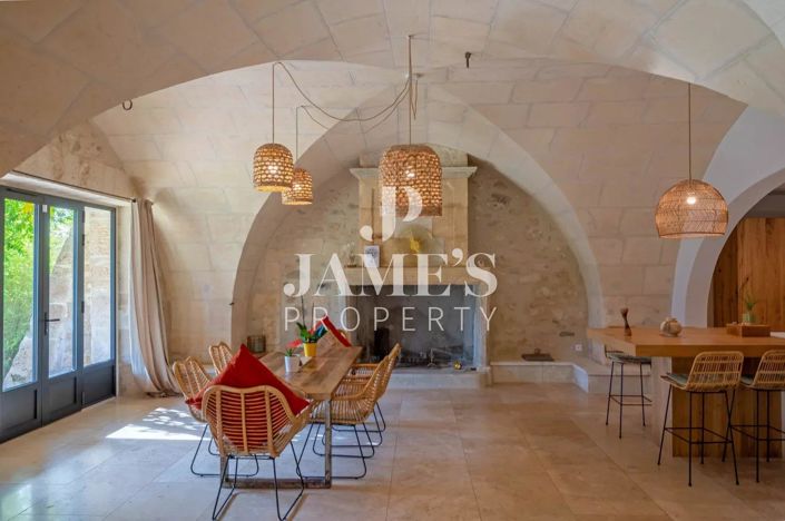 Image No.7-5 Bed House for sale