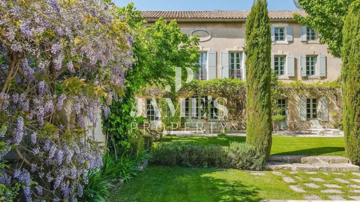 Image No.1-5 Bed House for sale