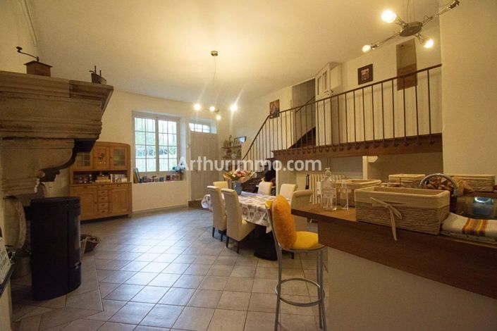 Image No.2-House for sale