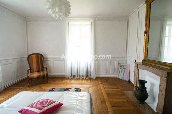 Image No.32-House for sale