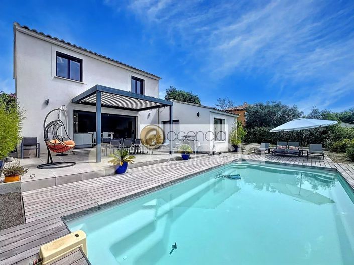 Image No.1-3 Bed House for sale