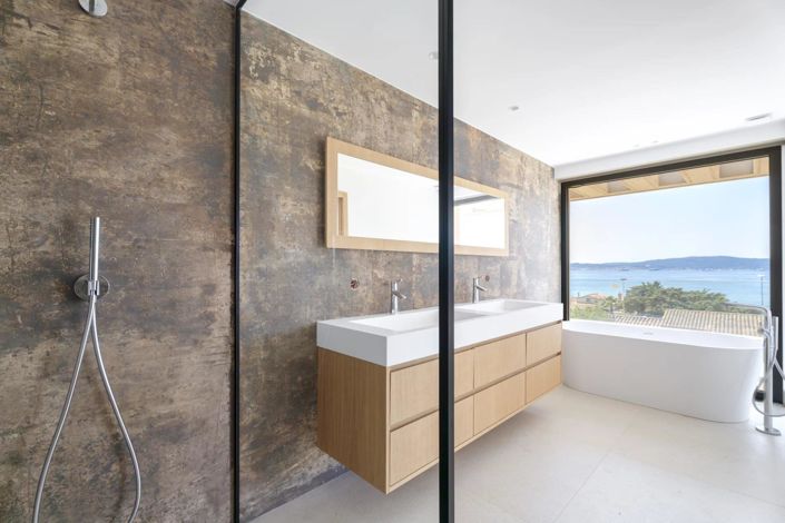 Image No.15-4 Bed House for sale