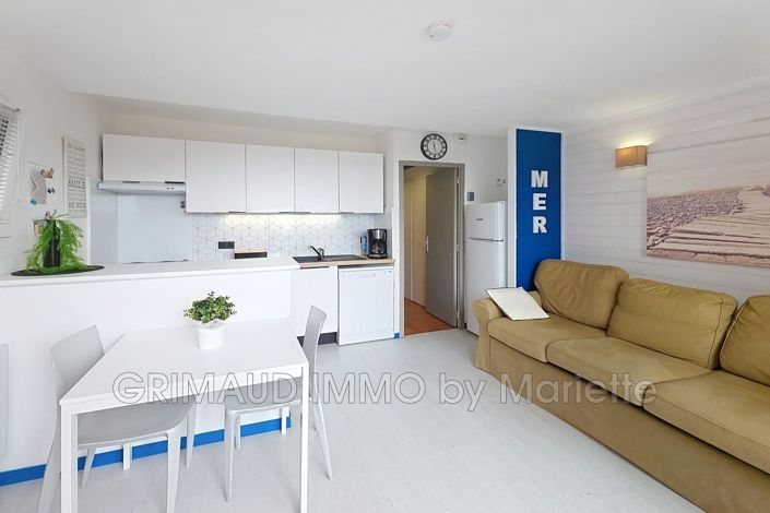 Image No.3-Appartement de 2 chambres à vendre à Grimaud