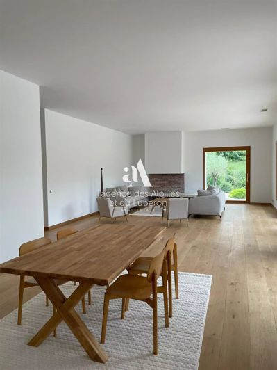 Image No.15-7 Bed House for sale