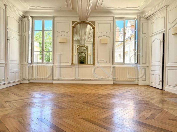 Image No.1-3 Bed Apartment for sale