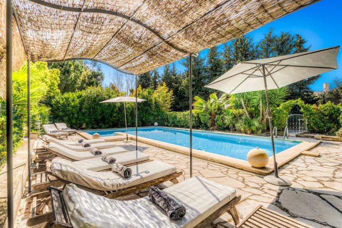 Image No.10-8 Bed House for sale