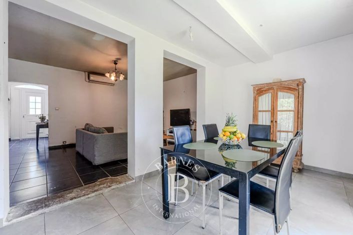 Image No.4-3 Bed House for sale