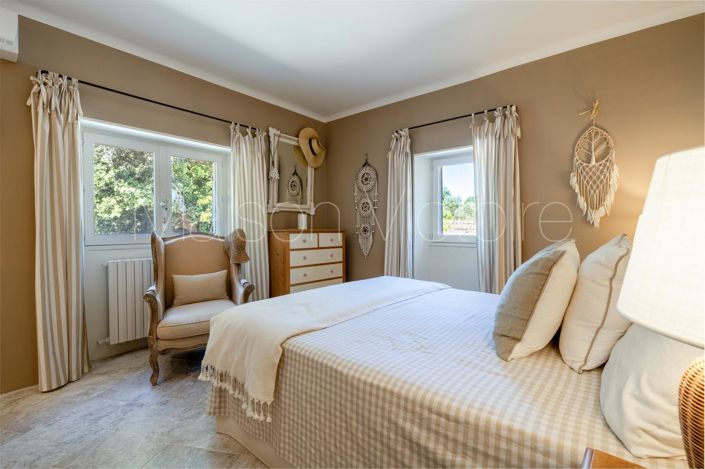 Image No.18-4 Bed House for sale