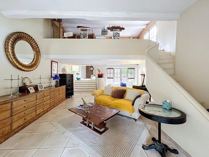 Image No.21-3 Bed House for sale