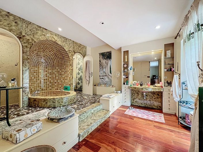 Image No.27-3 Bed House for sale