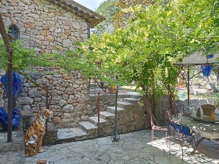 Image No.30-3 Bed House for sale