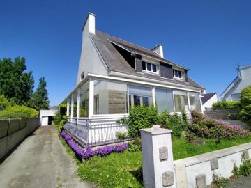 1 - Finistere, House