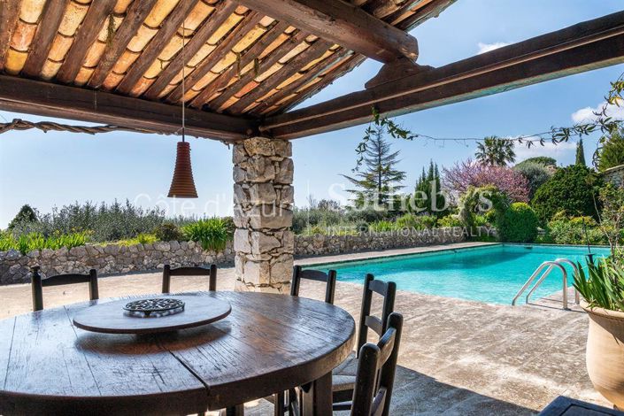 Image No.3-7 Bed Property for sale