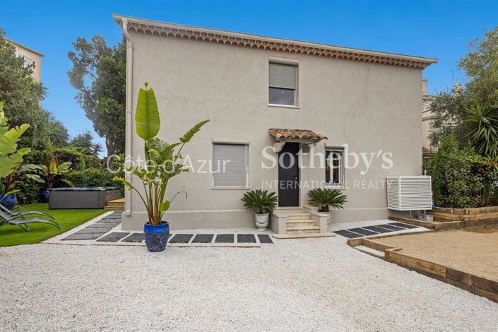 Image No.12-Propriété de 4 chambres à vendre à Cannes