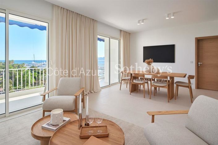 Image No.1-4 Bed Apartment for sale