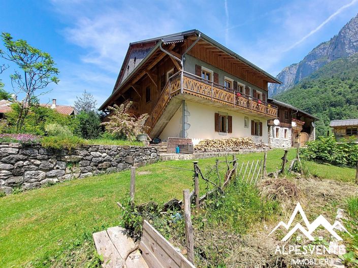 Image No.22-7 Bed House for sale