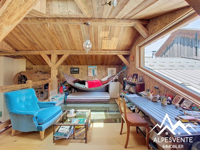 Image No.7-7 Bed House for sale