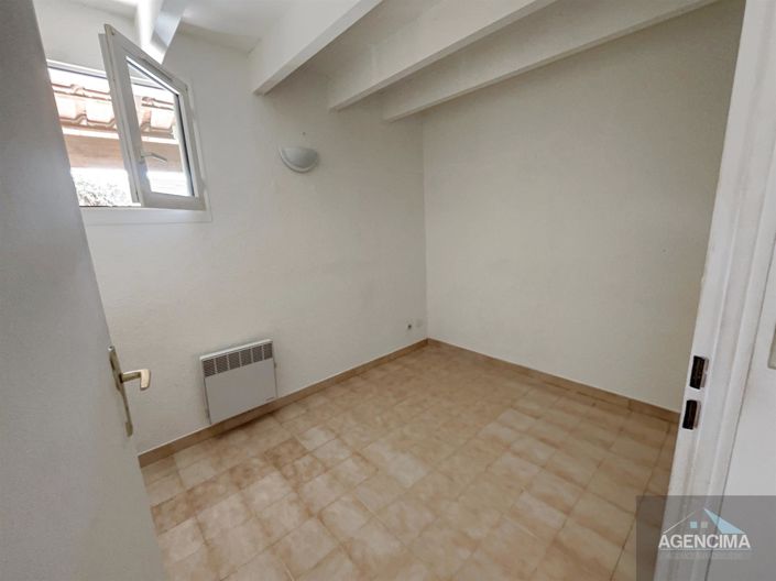 Image No.5-1 Bed House for sale