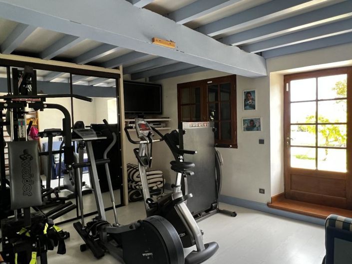 Image No.14-4 Bed House for sale