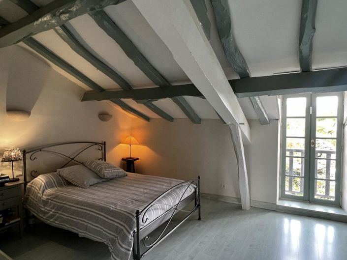 Image No.20-4 Bed House for sale