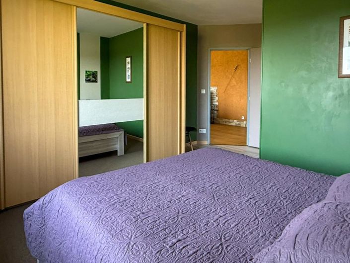 Image No.18-3 Bed House for sale