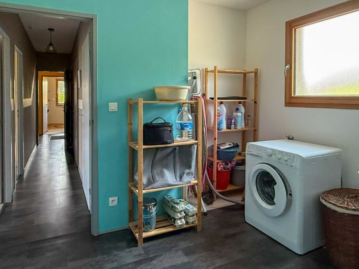 Image No.20-3 Bed House for sale