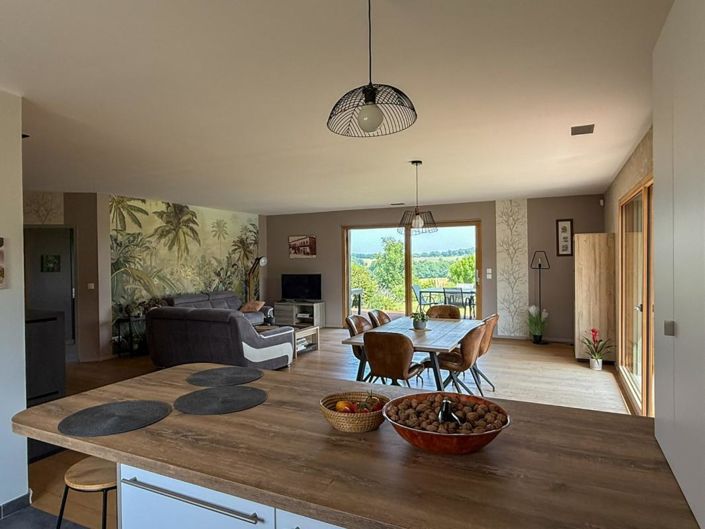 Image No.7-3 Bed House for sale