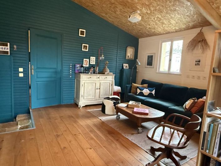 Image No.10-9 Bed House for sale