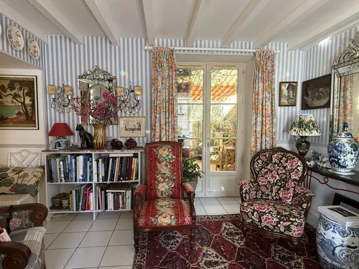 Image No.6-2 Bed House for sale