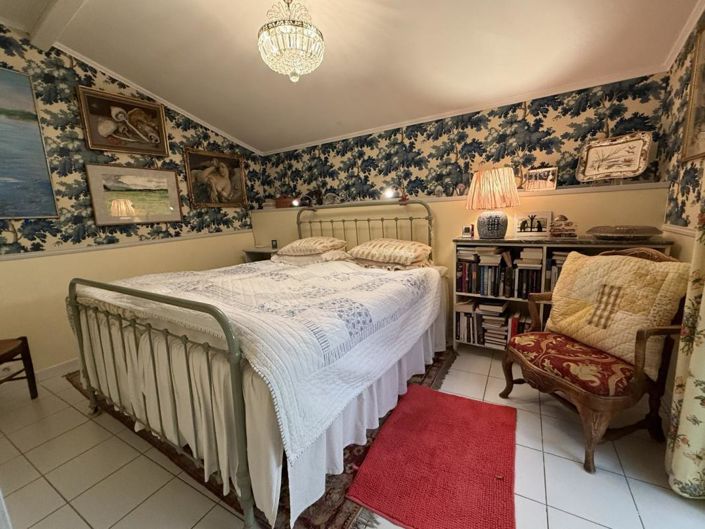 Image No.9-2 Bed House for sale