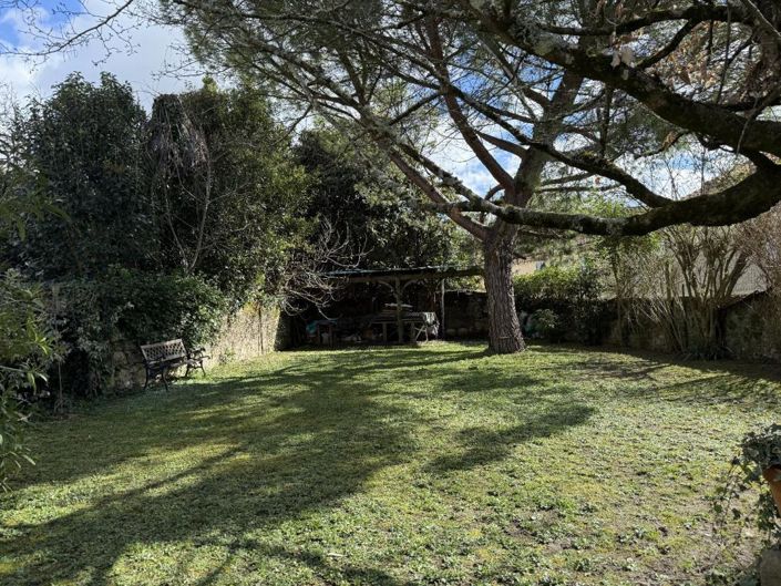 Image No.2-4 Bed House for sale