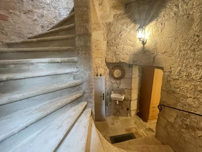 Image No.14-2 Bed House for sale