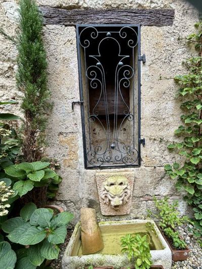 Image No.19-2 Bed House for sale