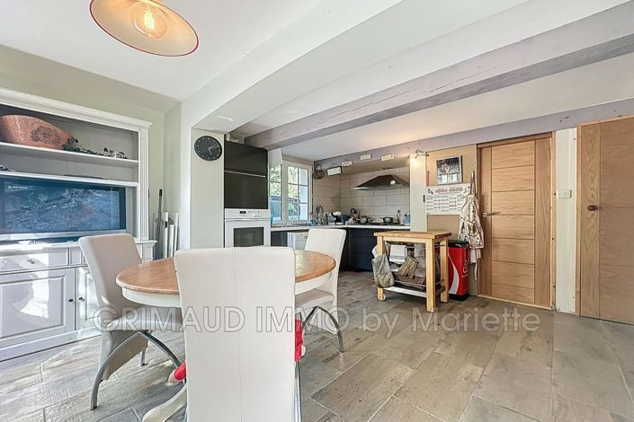 Image No.16-4 Bed House for sale