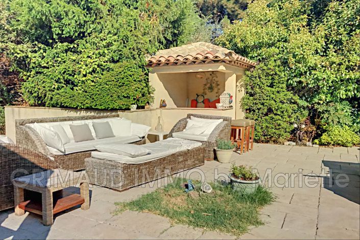 Image No.19-4 Bed House for sale