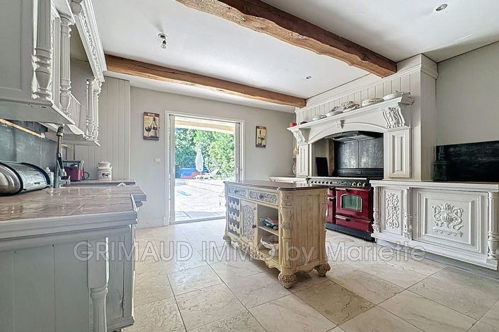 Image No.4-4 Bed House for sale