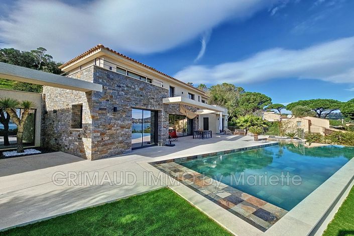 Image No.3-5 Bed House for sale