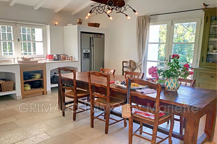 Image No.10-6 Bed House for sale