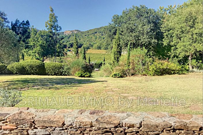 Image No.6-6 Bed House for sale