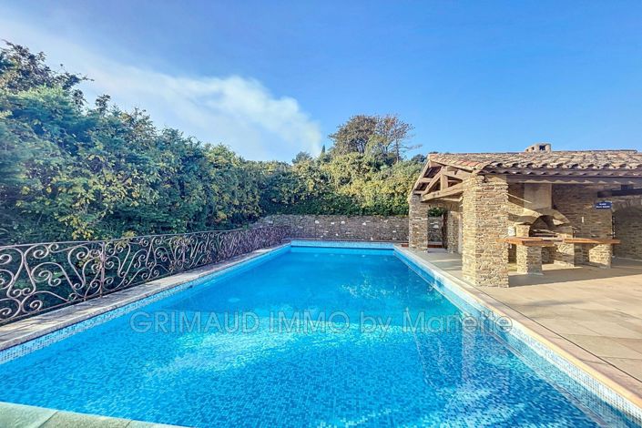 Image No.10-9 Bed House for sale