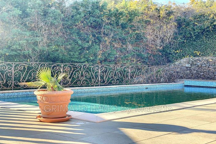 Image No.13-9 Bed House for sale