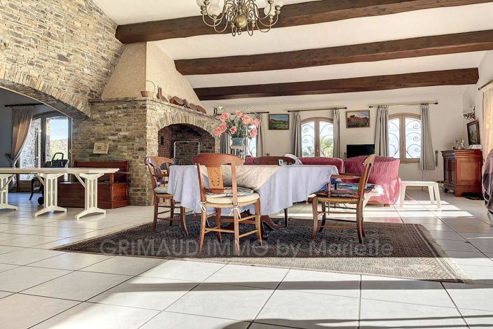 Image No.14-9 Bed House for sale