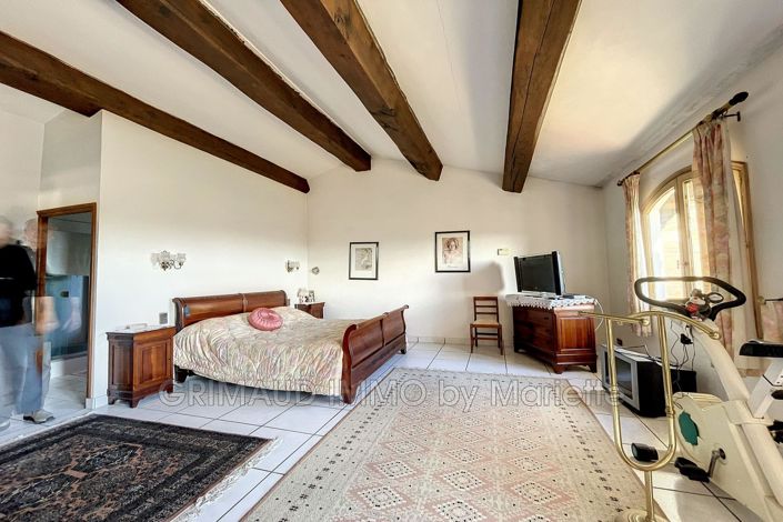 Image No.15-9 Bed House for sale