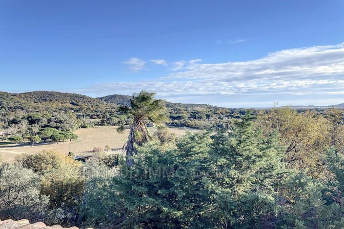 Image No.3-9 Bed House for sale