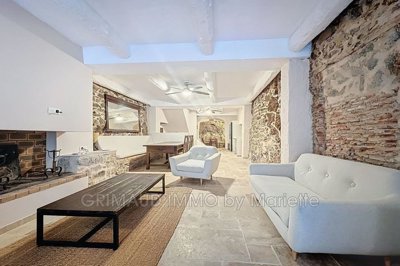 Maison de 2 chambres à vendre à Grimaud