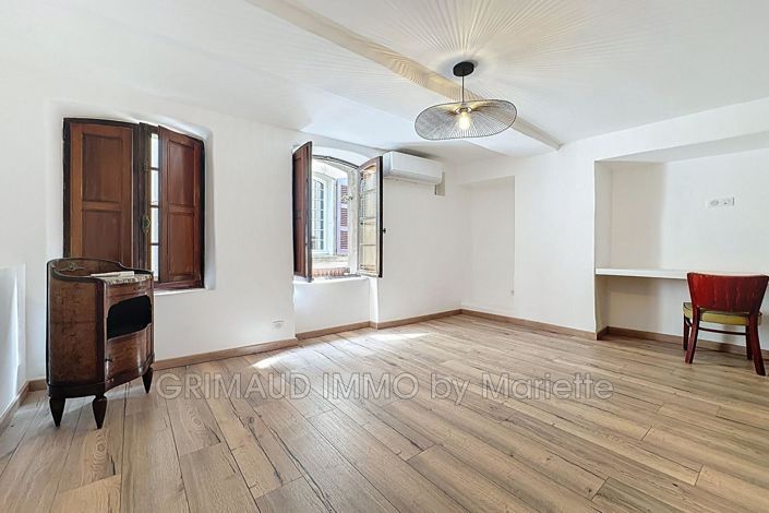 Image No.14-2 Bed House for sale