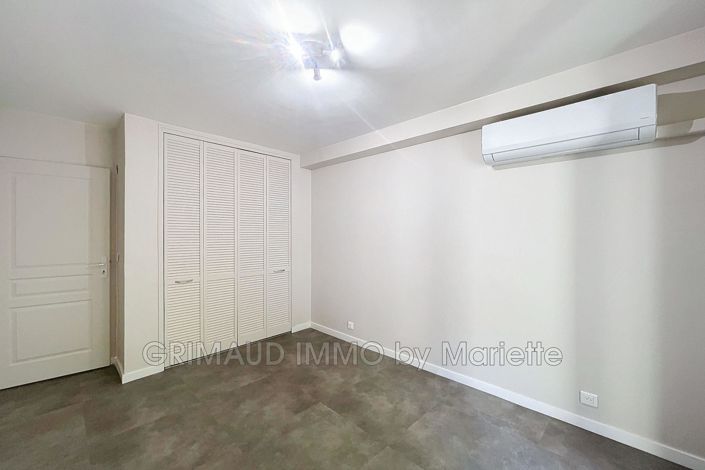 Image No.11-1 Bed Apartment for sale