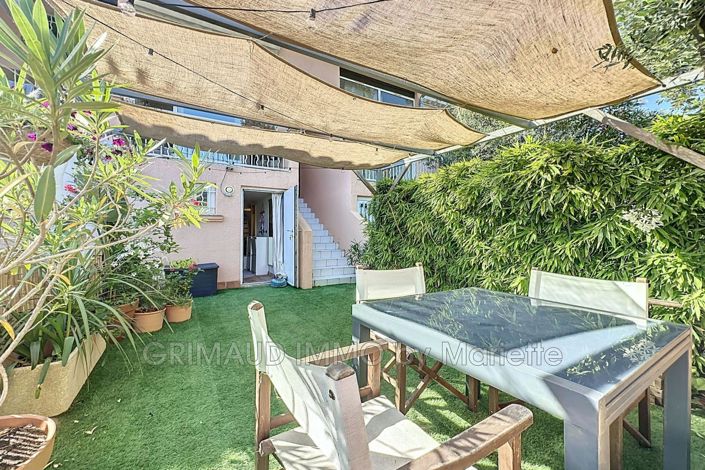 Image No.1-2 Bed House for sale