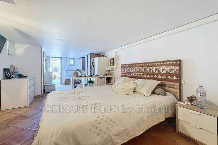 Image No.11-2 Bed House for sale