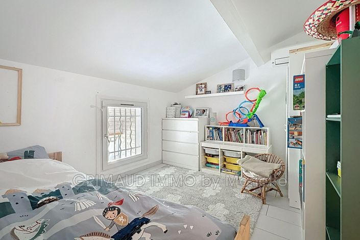 Image No.14-2 Bed House for sale